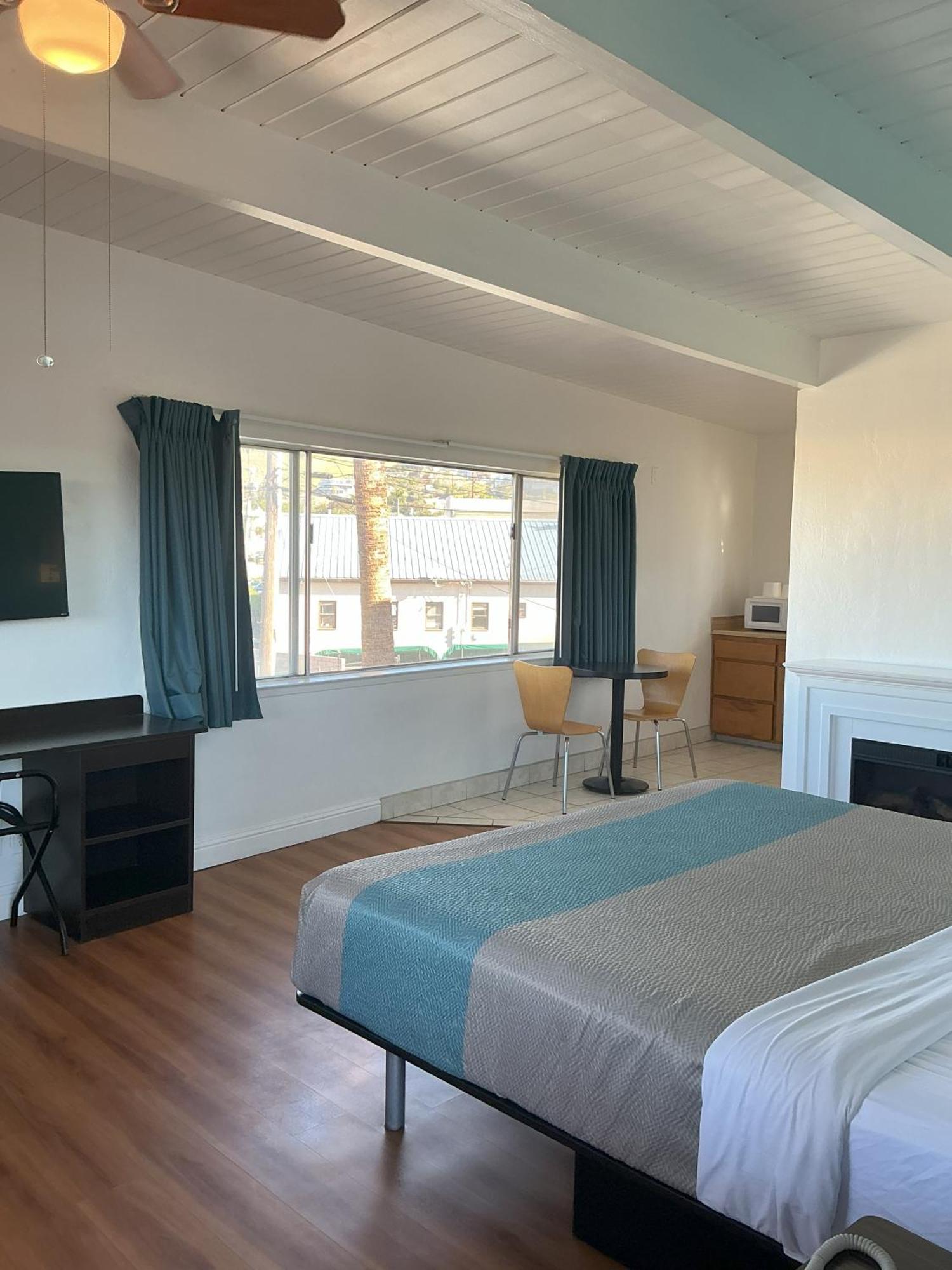 King Suite Ocean View